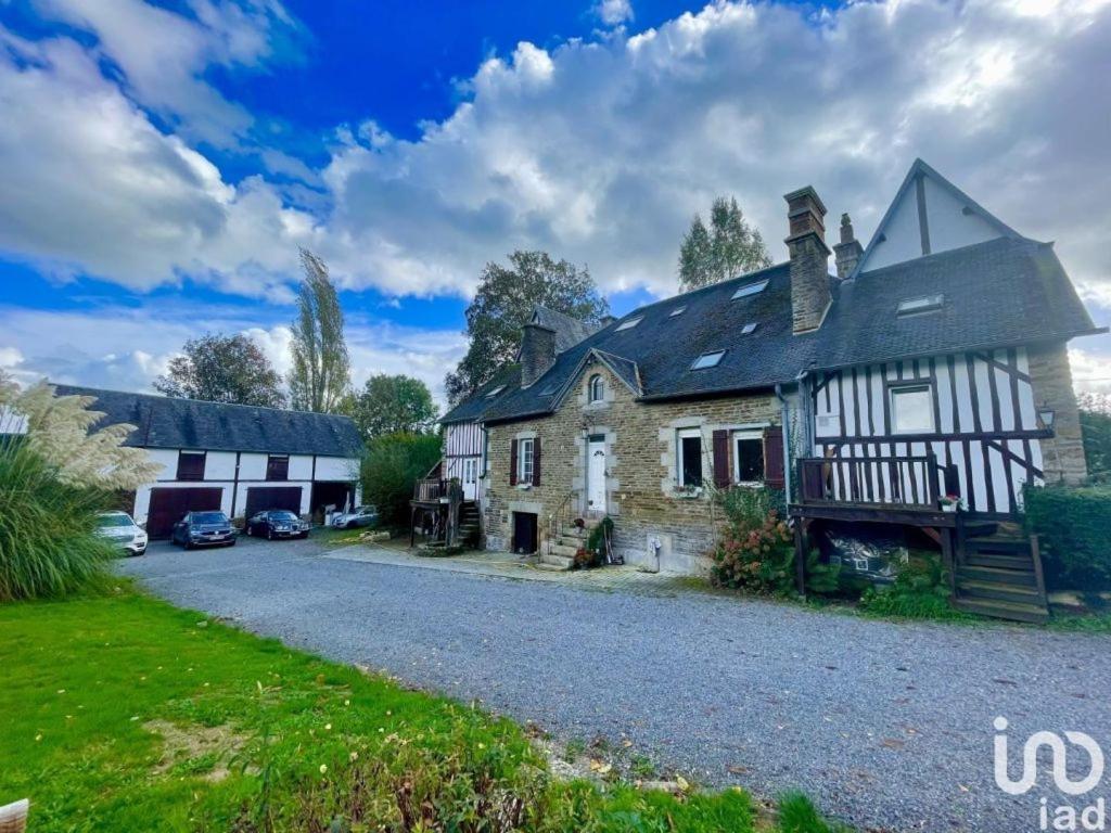 Maison La Motte With Bicycle Parking Saint-Hilaire-du-Harcouët 外观 照片
